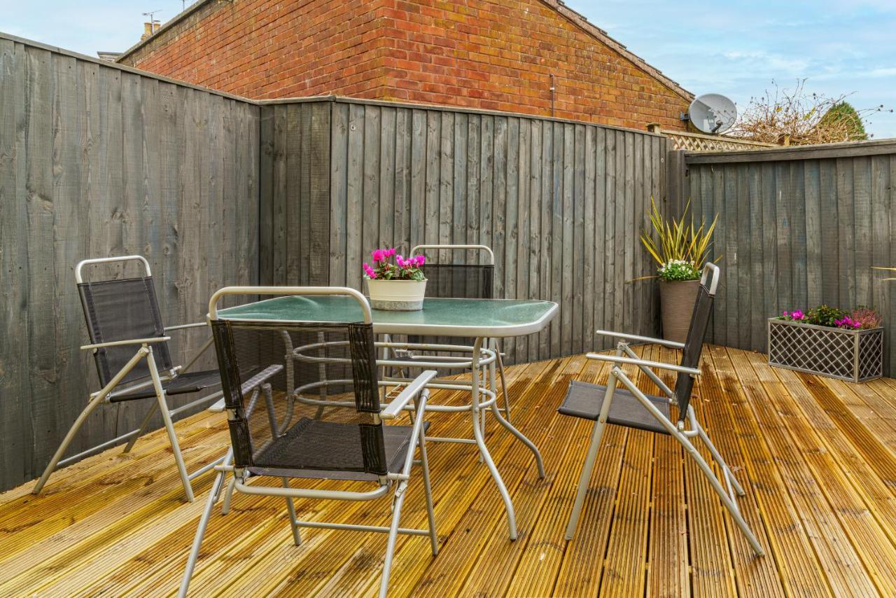 Appartamento Private Deck With Newly Refurbished Flat Attached! Cirencester Esterno foto