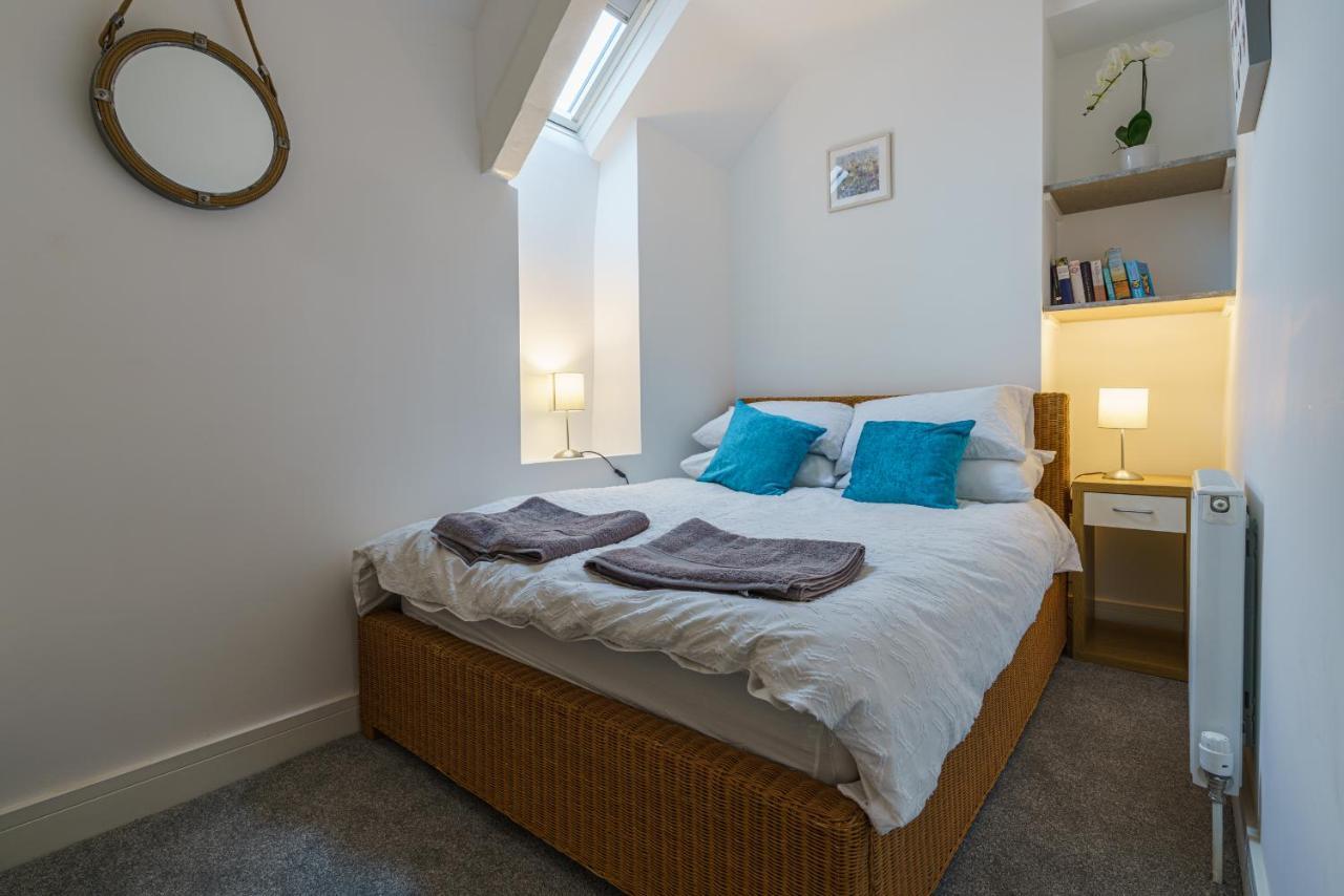 Appartamento Private Deck With Newly Refurbished Flat Attached! Cirencester Esterno foto